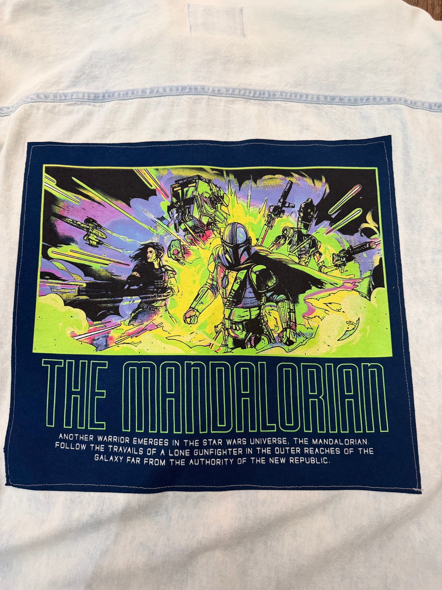 Mandalorian POP Flannel Size Large