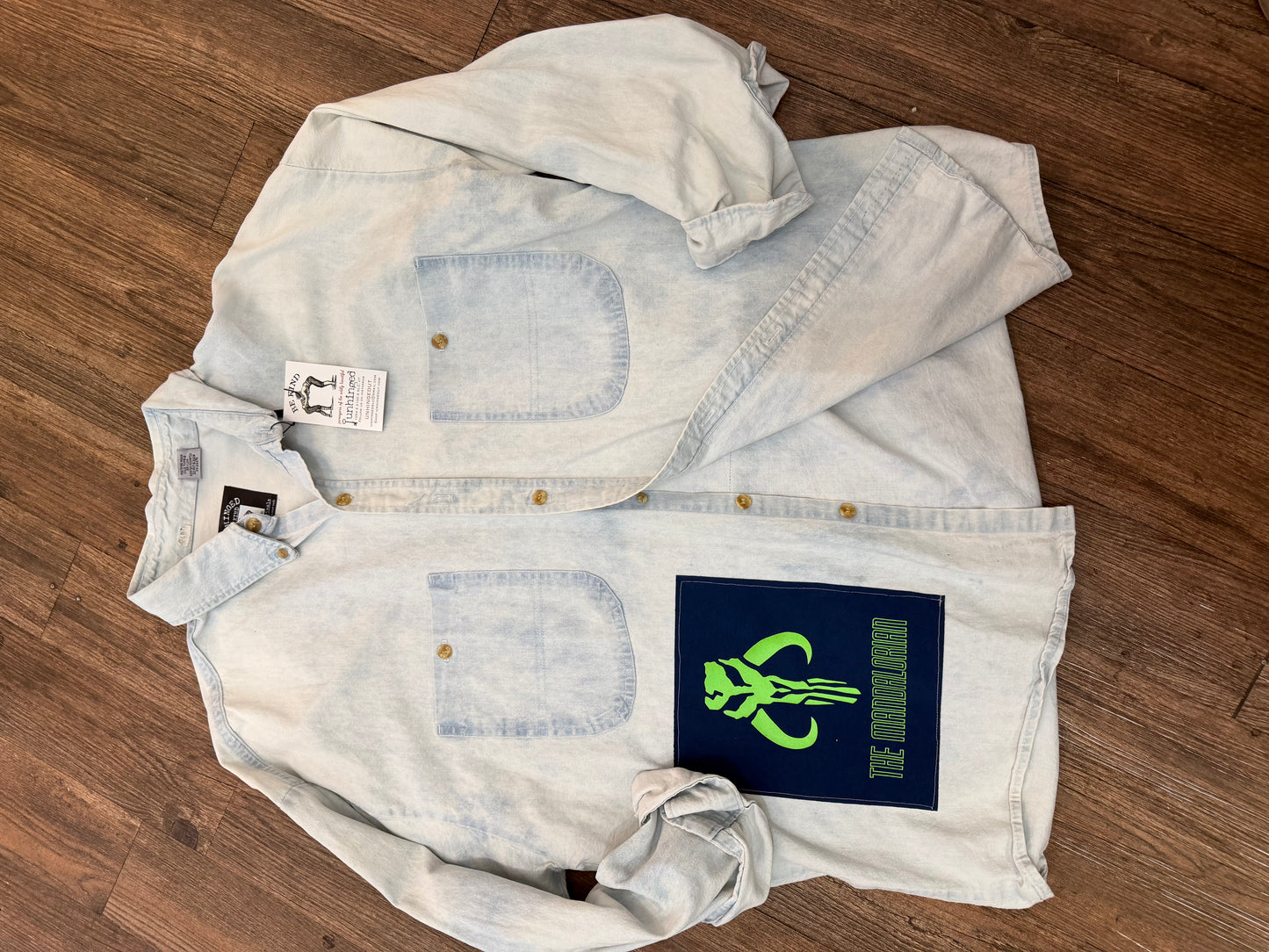 Mandalorian POP Flannel Size Large